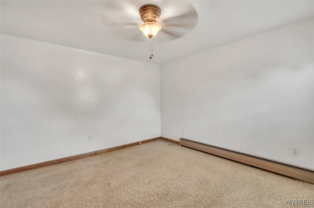 6634 Nash Road, Wheatfield, New York 14120, Wheatfield, New York 14120, 3 Bedrooms Bedrooms, 7 Rooms Rooms,1 BathroomBathrooms,Residential,Closed,6634 Nash Road, Wheatfield, New York 14120,B1607283