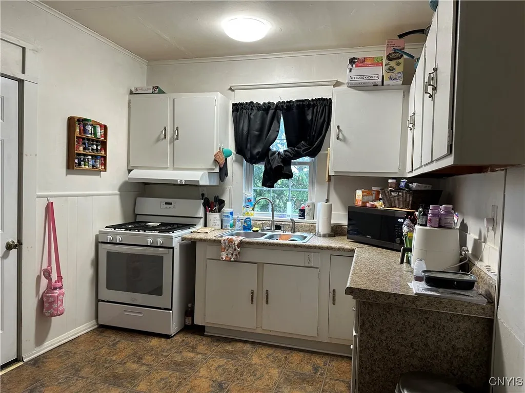 Kitchen -13 side unit
