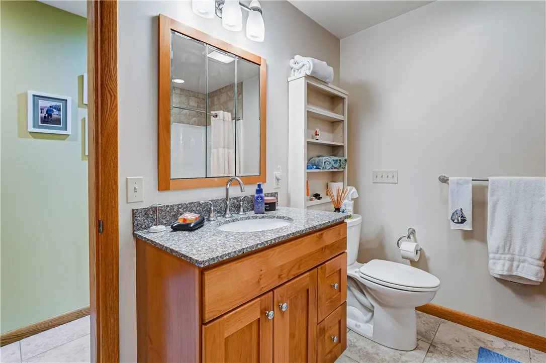 8763 Greyton H Taylor Memorial Drive, Urbana, New, Urbana, New York 14840, 4 Bedrooms Bedrooms, 12 Rooms Rooms,4 BathroomsBathrooms,Residential,Closed,8763 Greyton H Taylor Memorial Drive, Urbana, New ,0,R1608525