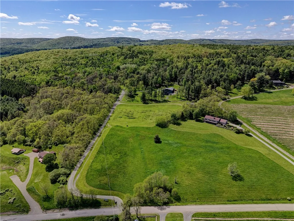 8763 Greyton H Taylor Memorial Drive, Urbana, New, Urbana, New York 14840, 4 Bedrooms Bedrooms, 12 Rooms Rooms,4 BathroomsBathrooms,Residential,Closed,8763 Greyton H Taylor Memorial Drive, Urbana, New ,0,R1608525