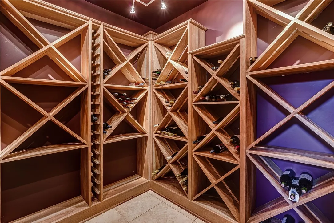 8763 Greyton H Taylor Memorial Drive, Urbana, New, Urbana, New York 14840, 4 Bedrooms Bedrooms, 12 Rooms Rooms,4 BathroomsBathrooms,Residential,Closed,8763 Greyton H Taylor Memorial Drive, Urbana, New ,0,R1608525