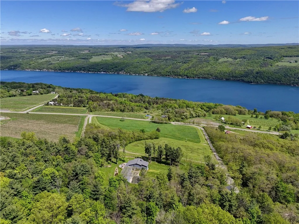 8763 Greyton H Taylor Memorial Drive, Urbana, New, Urbana, New York 14840, 4 Bedrooms Bedrooms, 12 Rooms Rooms,4 BathroomsBathrooms,Residential,Closed,8763 Greyton H Taylor Memorial Drive, Urbana, New ,0,R1608525