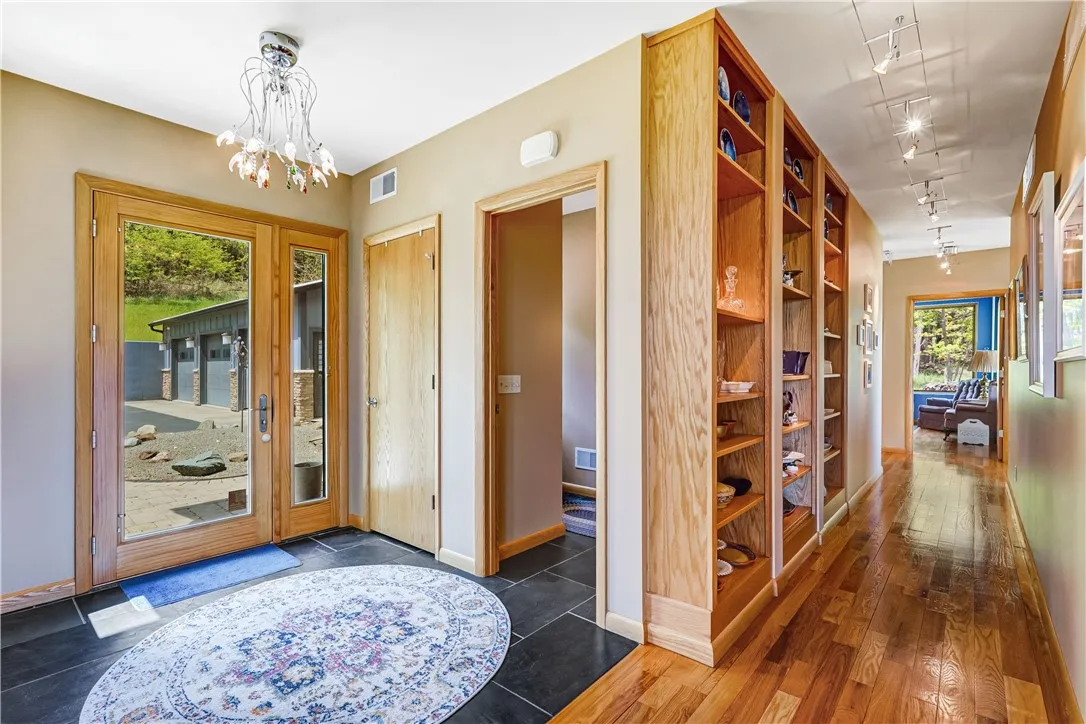 8763 Greyton H Taylor Memorial Drive, Urbana, New, Urbana, New York 14840, 4 Bedrooms Bedrooms, 12 Rooms Rooms,4 BathroomsBathrooms,Residential,Closed,8763 Greyton H Taylor Memorial Drive, Urbana, New ,0,R1608525