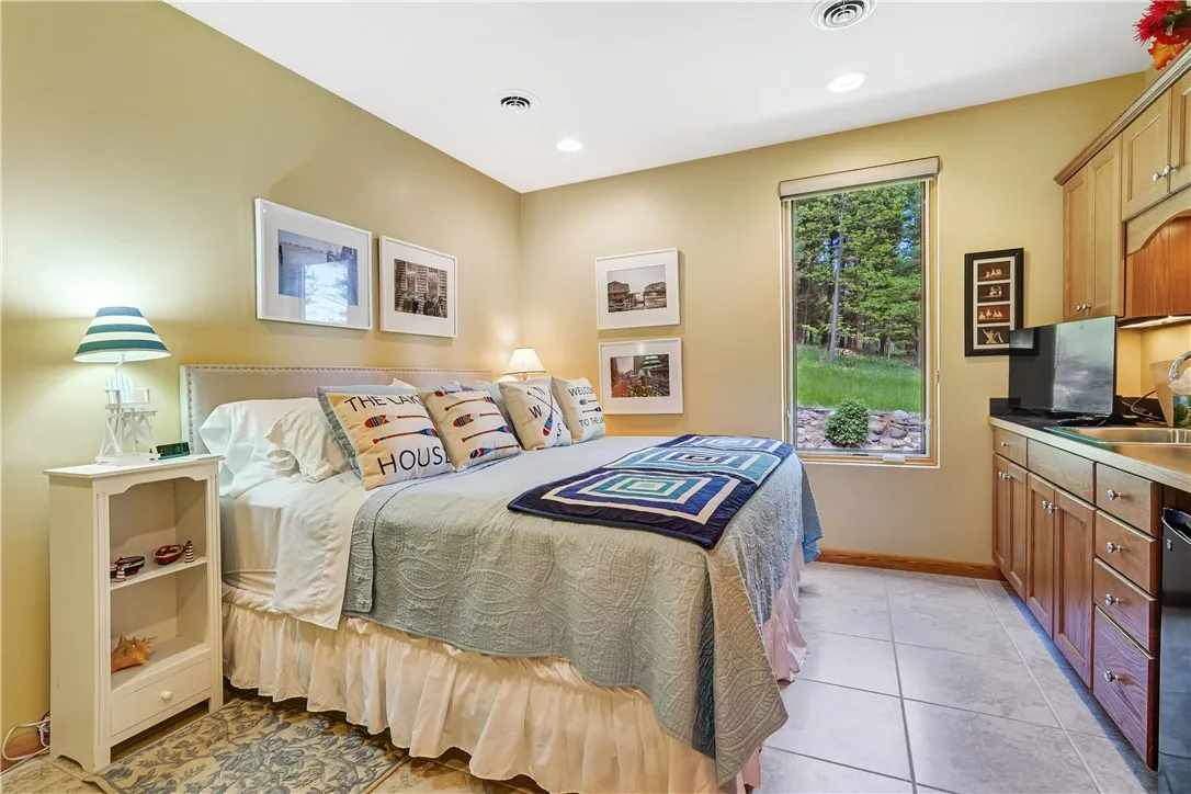 8763 Greyton H Taylor Memorial Drive, Urbana, New, Urbana, New York 14840, 4 Bedrooms Bedrooms, 12 Rooms Rooms,4 BathroomsBathrooms,Residential,Closed,8763 Greyton H Taylor Memorial Drive, Urbana, New ,0,R1608525