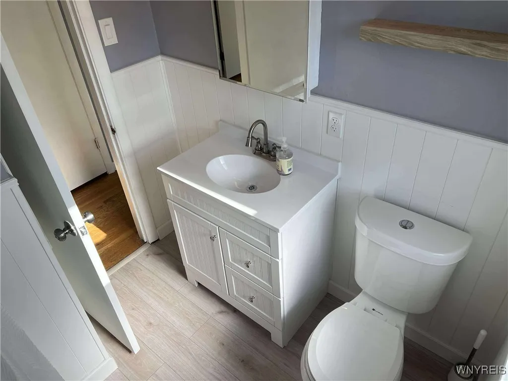 90 Nadon Place, Tonawanda-town, New York 14150, Tonawanda, New York 14150, 3 Bedrooms Bedrooms, 7 Rooms Rooms,2 BathroomsBathrooms,Residential,Closed,90 Nadon Place, Tonawanda-town, New York 14150,B1608766
