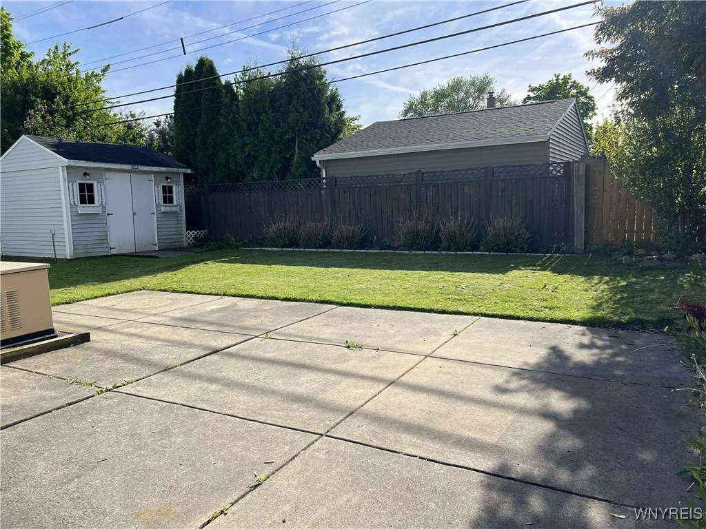 90 Nadon Place, Tonawanda-town, New York 14150, Tonawanda, New York 14150, 3 Bedrooms Bedrooms, 7 Rooms Rooms,2 BathroomsBathrooms,Residential,Closed,90 Nadon Place, Tonawanda-town, New York 14150,B1608766