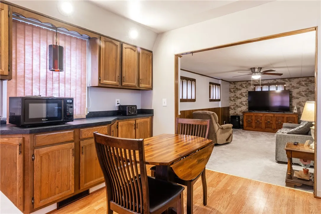 182 East Pulteney Street, Corning-city, New York 1, Corning City, New York 14830, 3 Bedrooms Bedrooms, 8 Rooms Rooms,1 BathroomBathrooms,Residential,Closed,182 East Pulteney Street, Corning-city, New York 1,0,R1608977