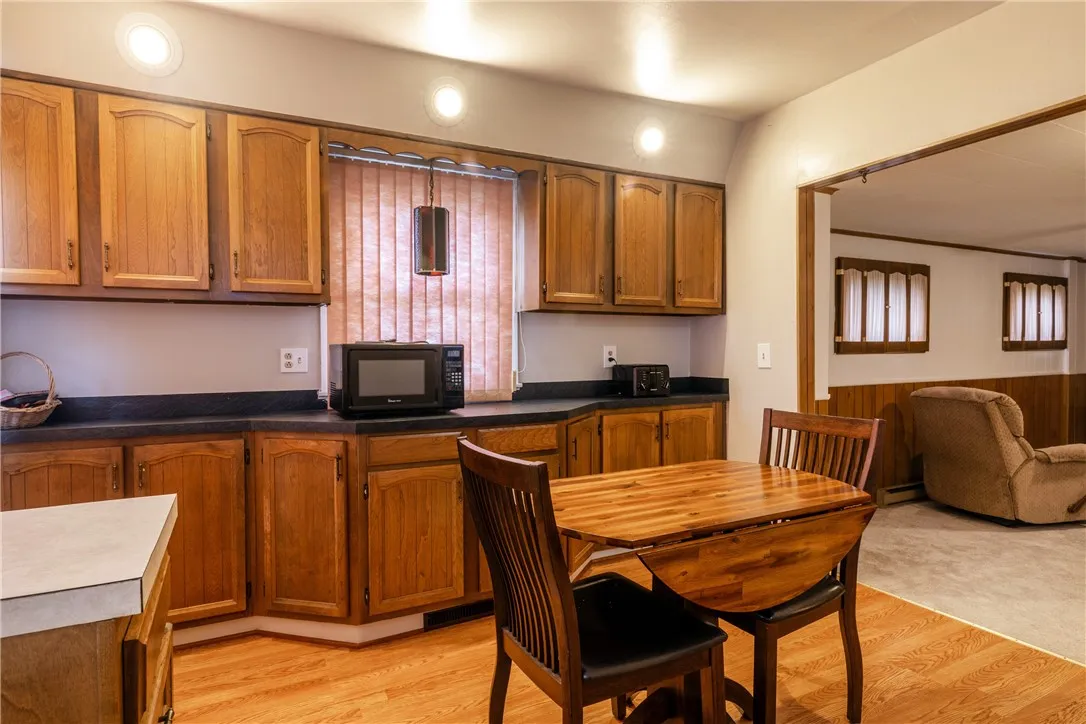 182 East Pulteney Street, Corning-city, New York 1, Corning City, New York 14830, 3 Bedrooms Bedrooms, 8 Rooms Rooms,1 BathroomBathrooms,Residential,Closed,182 East Pulteney Street, Corning-city, New York 1,0,R1608977