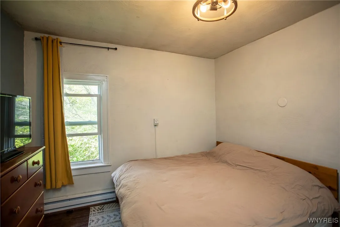 93 North Buffalo Street, Concord, New York 14141, Concord, New York 14141, 5 Bedrooms Bedrooms, ,2 BathroomsBathrooms,Residential,Closed,93 North Buffalo Street, Concord, New York 14141,B1608626