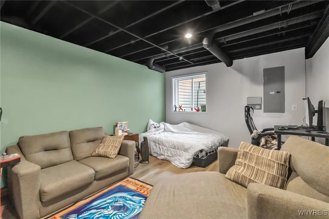 18 Grant Boulevard, West Seneca, New York 14218, West Seneca, New York 14218, 3 Bedrooms Bedrooms, 10 Rooms Rooms,3 BathroomsBathrooms,Residential,Closed,18 Grant Boulevard, West Seneca, New York 14218,B1609092