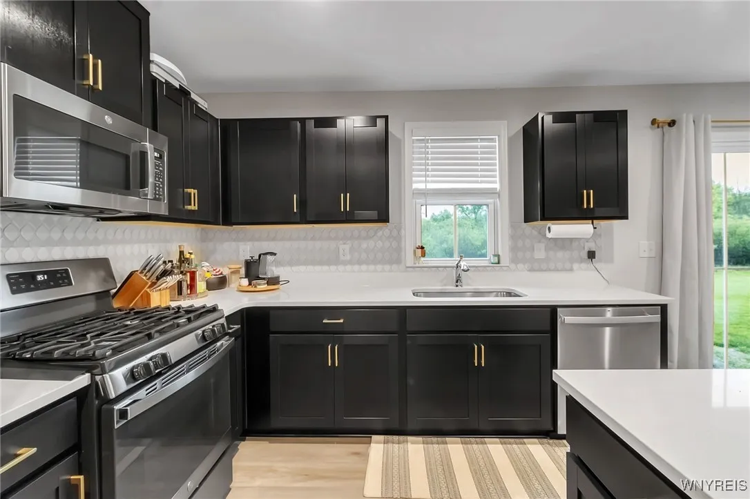 18 Grant Boulevard, West Seneca, New York 14218, West Seneca, New York 14218, 3 Bedrooms Bedrooms, 10 Rooms Rooms,3 BathroomsBathrooms,Residential,Closed,18 Grant Boulevard, West Seneca, New York 14218,B1609092