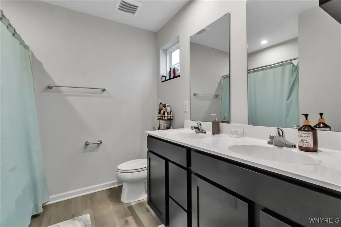18 Grant Boulevard, West Seneca, New York 14218, West Seneca, New York 14218, 3 Bedrooms Bedrooms, 10 Rooms Rooms,3 BathroomsBathrooms,Residential,Closed,18 Grant Boulevard, West Seneca, New York 14218,B1609092