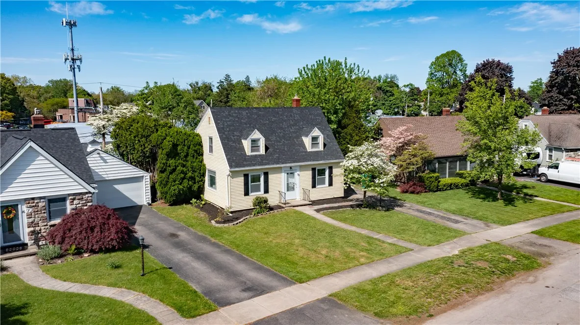 22 Idyllwood Lane, Irondequoit, New York 14617, Irondequoit, New York 14617, 2 Bedrooms Bedrooms, 4 Rooms Rooms,1 BathroomBathrooms,Residential,Closed,22 Idyllwood Lane, Irondequoit, New York 14617,0,R1609180