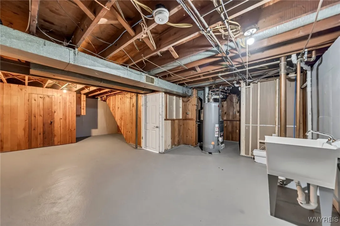150 Mayfield Avenue, Tonawanda-town, New York 1415, Tonawanda, New York 14150, 3 Bedrooms Bedrooms, 5 Rooms Rooms,1 BathroomBathrooms,Residential,Closed,150 Mayfield Avenue, Tonawanda-town, New York 1415,0,B1609051