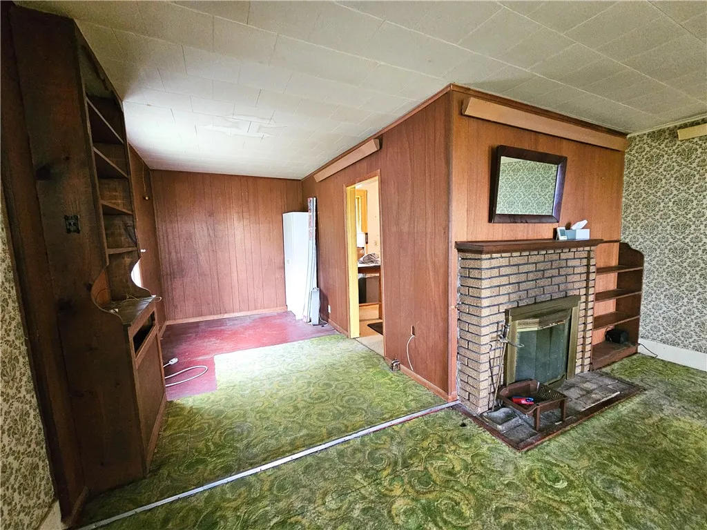 230 Perry Road, Richford, New York 13835, Richford, New York 13835, 4 Bedrooms Bedrooms, 10 Rooms Rooms,1 BathroomBathrooms,Residential,Closed,230 Perry Road, Richford, New York 13835,0,R1608895
