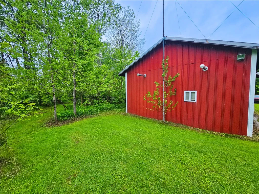 230 Perry Road, Richford, New York 13835, Richford, New York 13835, 4 Bedrooms Bedrooms, 10 Rooms Rooms,1 BathroomBathrooms,Residential,Closed,230 Perry Road, Richford, New York 13835,0,R1608895