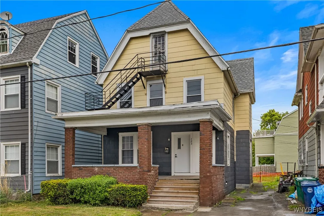123 6th Street, Niagara Falls, New York 14303, Niagara Falls, New York 14303, 5 Bedrooms Bedrooms, ,2 BathroomsBathrooms,Residential,Closed,123 6th Street, Niagara Falls, New York 14303,0,B1607591