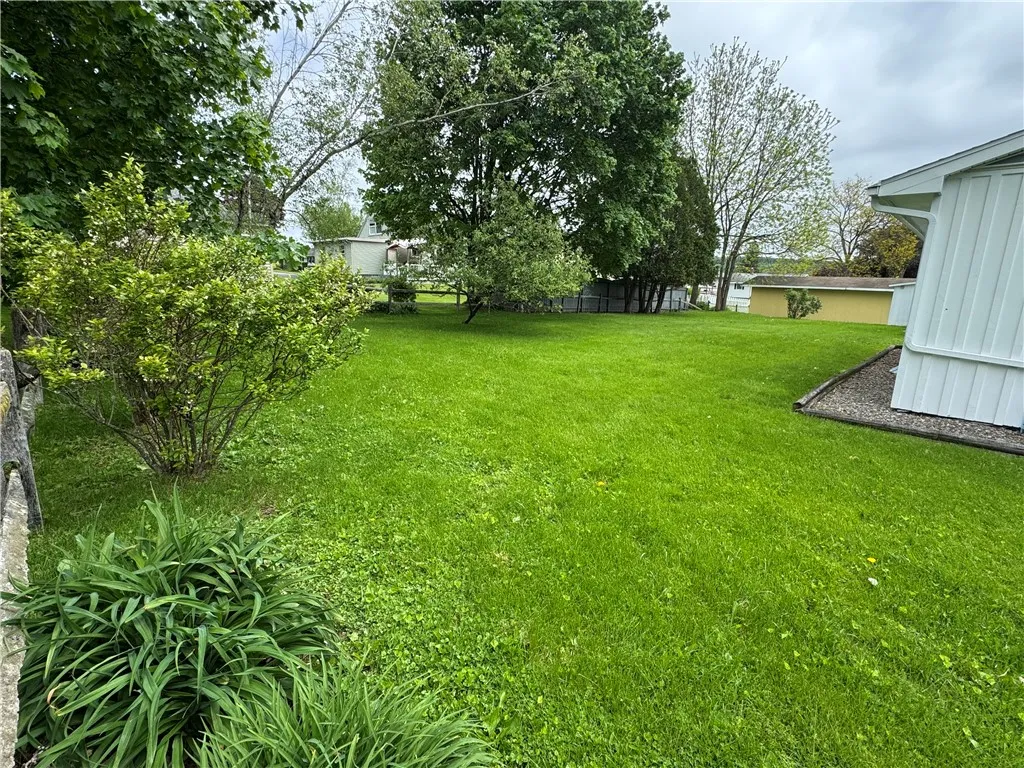 18 Eric Street, Norwich-city, New York 13815, Norwich, New York 13815, 3 Bedrooms Bedrooms, 11 Rooms Rooms,2 BathroomsBathrooms,Residential,Closed,18 Eric Street, Norwich-city, New York 13815,0,R1608603