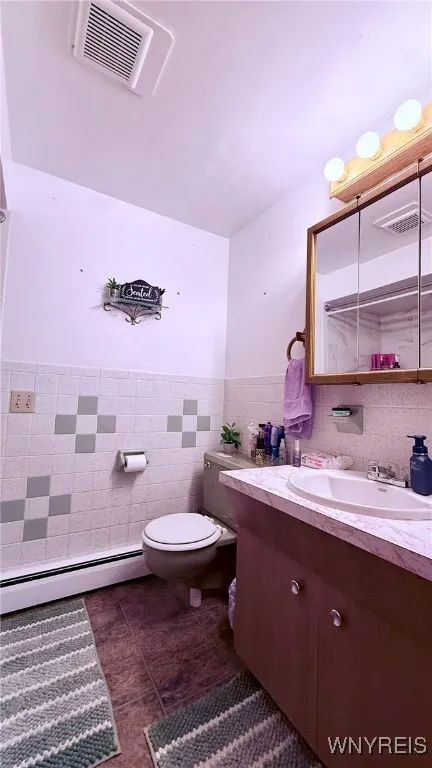 Lower Apartment