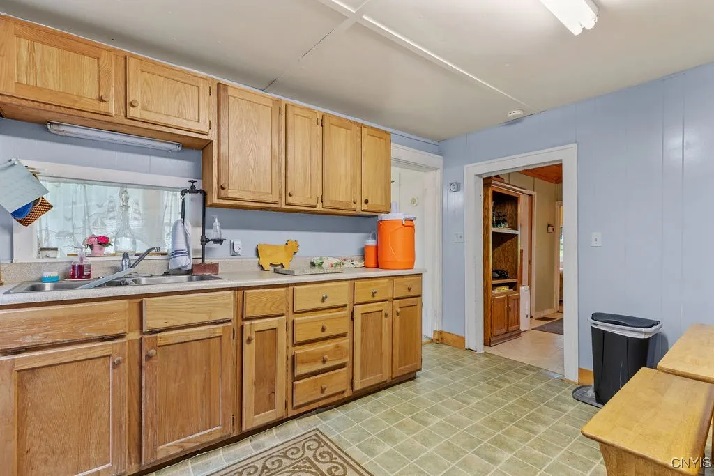 633 Eno Road, Elbridge, New York 13080, Elbridge, New York 13080, 2 Bedrooms Bedrooms, 6 Rooms Rooms,1 BathroomBathrooms,Residential,Closed,633 Eno Road, Elbridge, New York 13080,0,S1608645