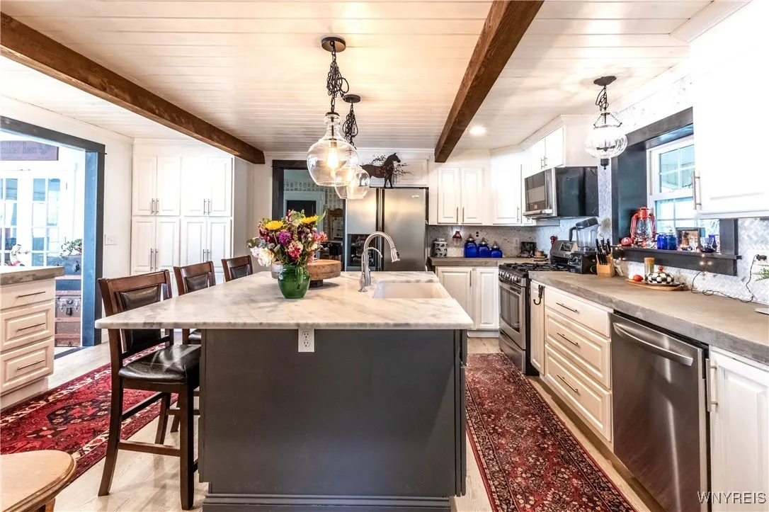 470 Buffalo Road, Aurora, New York 14052, Aurora, New York 14052, 3 Bedrooms Bedrooms, 6 Rooms Rooms,2 BathroomsBathrooms,Residential,Closed,470 Buffalo Road, Aurora, New York 14052,0,B1606882