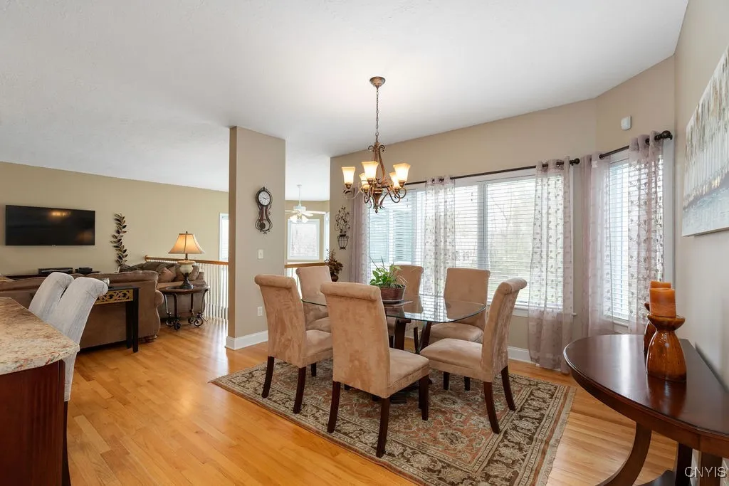LARGE WINDOWS THAT LET TONS OF NATURAL LIGHT IN ALL YEAR ROUND!