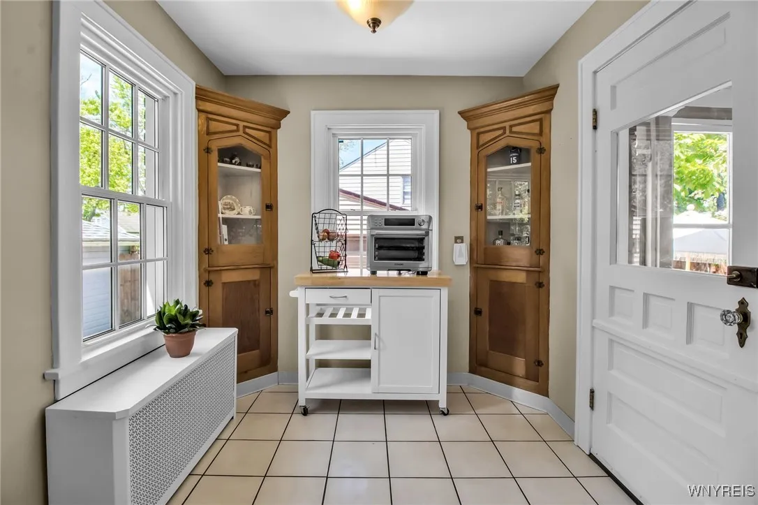 88 Garland Drive, Amherst, New York 14226, Amherst, New York 14226, 4 Bedrooms Bedrooms, 11 Rooms Rooms,1 BathroomBathrooms,Residential,Closed,88 Garland Drive, Amherst, New York 14226,0,B1608713