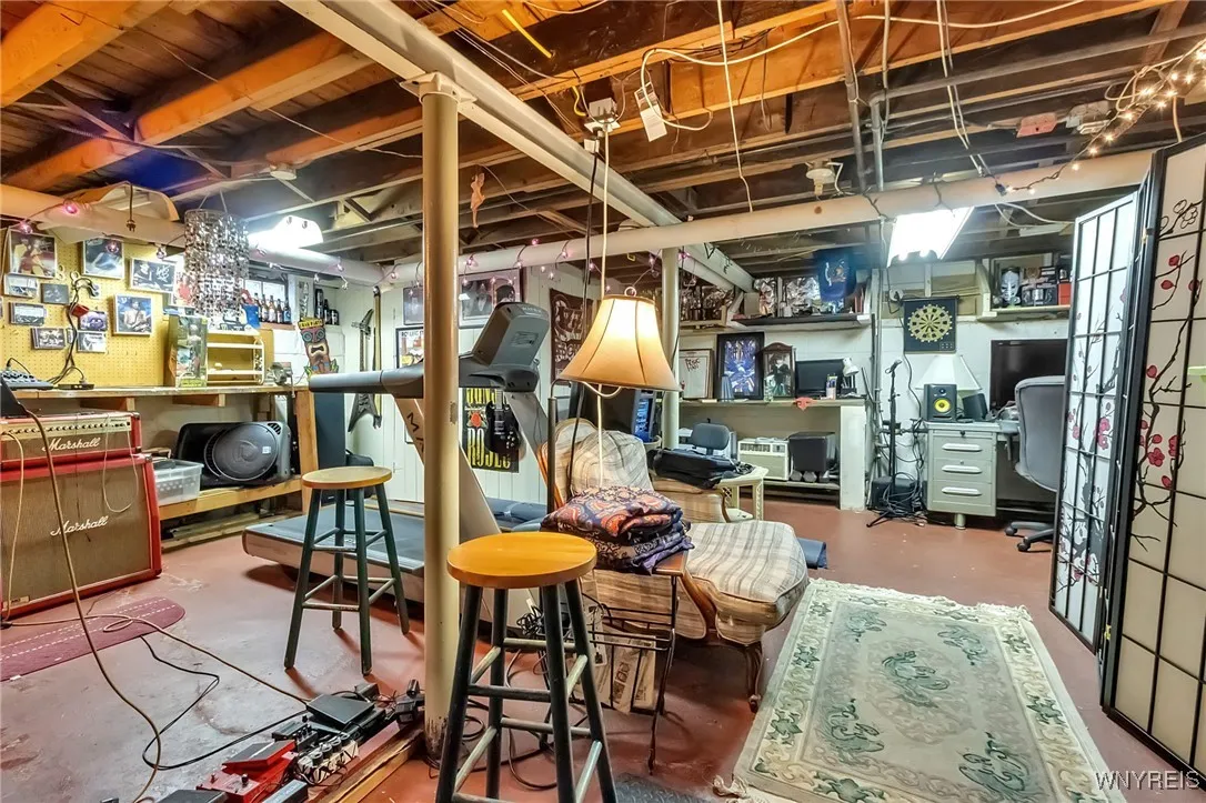88 Garland Drive, Amherst, New York 14226, Amherst, New York 14226, 4 Bedrooms Bedrooms, 11 Rooms Rooms,1 BathroomBathrooms,Residential,Closed,88 Garland Drive, Amherst, New York 14226,0,B1608713