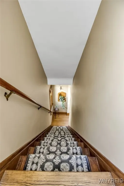 88 Garland Drive, Amherst, New York 14226, Amherst, New York 14226, 4 Bedrooms Bedrooms, 11 Rooms Rooms,1 BathroomBathrooms,Residential,Closed,88 Garland Drive, Amherst, New York 14226,0,B1608713