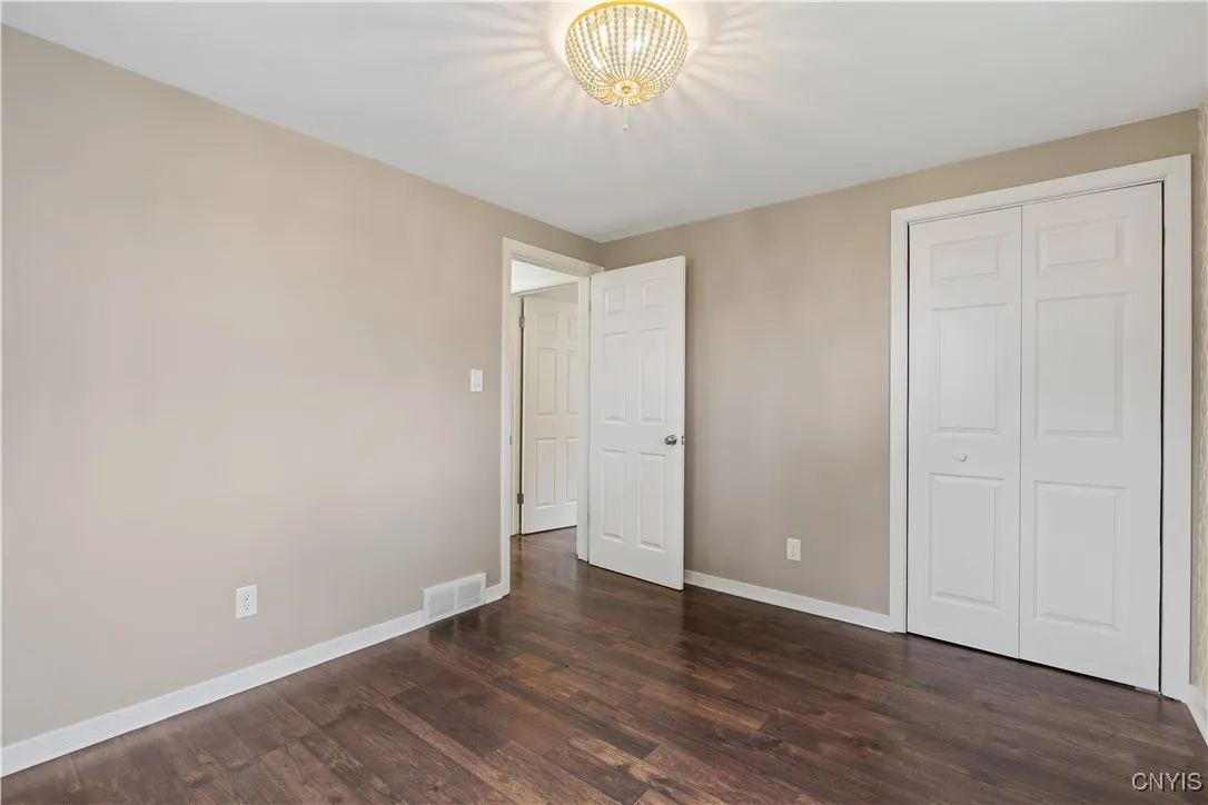 707 Hanover Avenue, Salina, New York 13088, Salina, New York 13088, 3 Bedrooms Bedrooms, 9 Rooms Rooms,1 BathroomBathrooms,Residential,Closed,707 Hanover Avenue, Salina, New York 13088,S1608662
