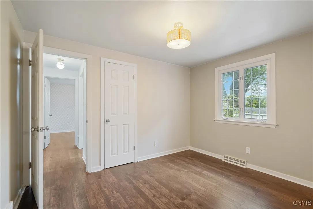 707 Hanover Avenue, Salina, New York 13088, Salina, New York 13088, 3 Bedrooms Bedrooms, 9 Rooms Rooms,1 BathroomBathrooms,Residential,Closed,707 Hanover Avenue, Salina, New York 13088,S1608662