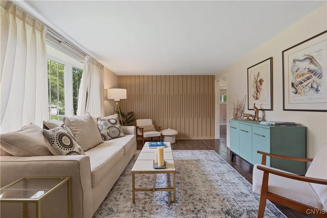 707 Hanover Avenue, Salina, New York 13088, Salina, New York 13088, 3 Bedrooms Bedrooms, 9 Rooms Rooms,1 BathroomBathrooms,Residential,Closed,707 Hanover Avenue, Salina, New York 13088,S1608662