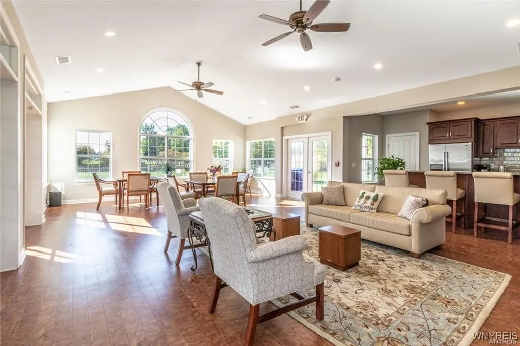 Clubhouse  with kitchen