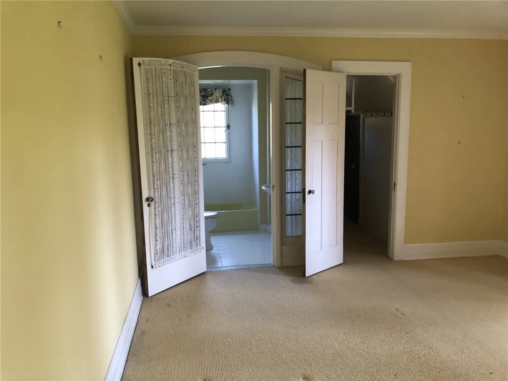 700 Rock Beach Road, Irondequoit, New York 14617, Irondequoit, New York 14617, 3 Bedrooms Bedrooms, 8 Rooms Rooms,3 BathroomsBathrooms,Residential,Closed,700 Rock Beach Road, Irondequoit, New York 14617,R1609343