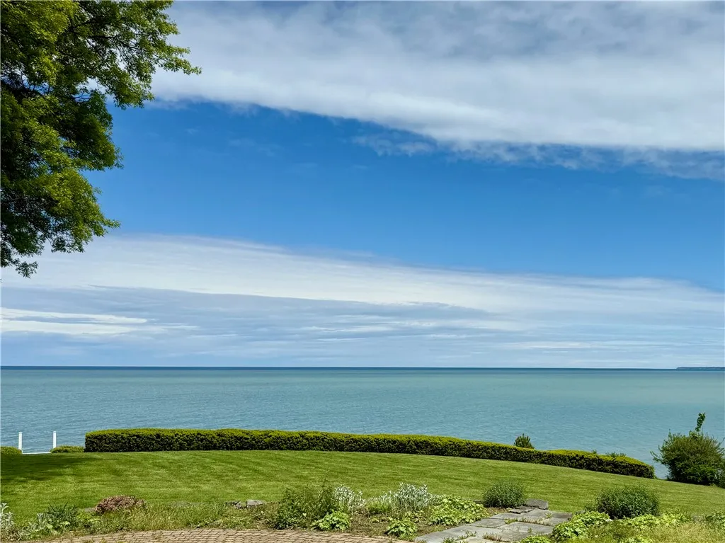 700 Rock Beach Road, Irondequoit, New York 14617, Irondequoit, New York 14617, 3 Bedrooms Bedrooms, 8 Rooms Rooms,3 BathroomsBathrooms,Residential,Closed,700 Rock Beach Road, Irondequoit, New York 14617,R1609343