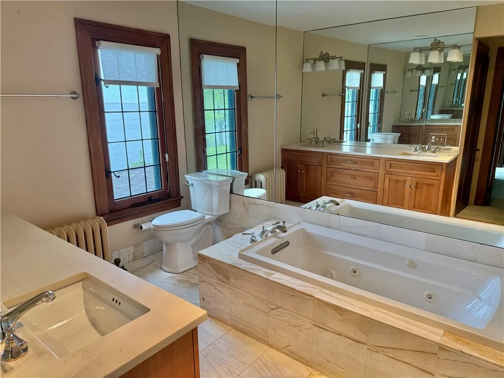 700 Rock Beach Road, Irondequoit, New York 14617, Irondequoit, New York 14617, 3 Bedrooms Bedrooms, 8 Rooms Rooms,3 BathroomsBathrooms,Residential,Closed,700 Rock Beach Road, Irondequoit, New York 14617,R1609343