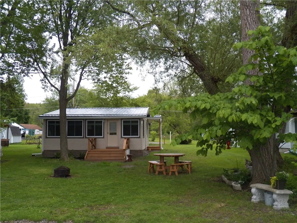 5382 Burns Point, Richmond, New York 14471, Richmond, New York 14471, 2 Bedrooms Bedrooms, 5 Rooms Rooms,1 BathroomBathrooms,Residential,Closed,5382 Burns Point, Richmond, New York 14471,R1609213