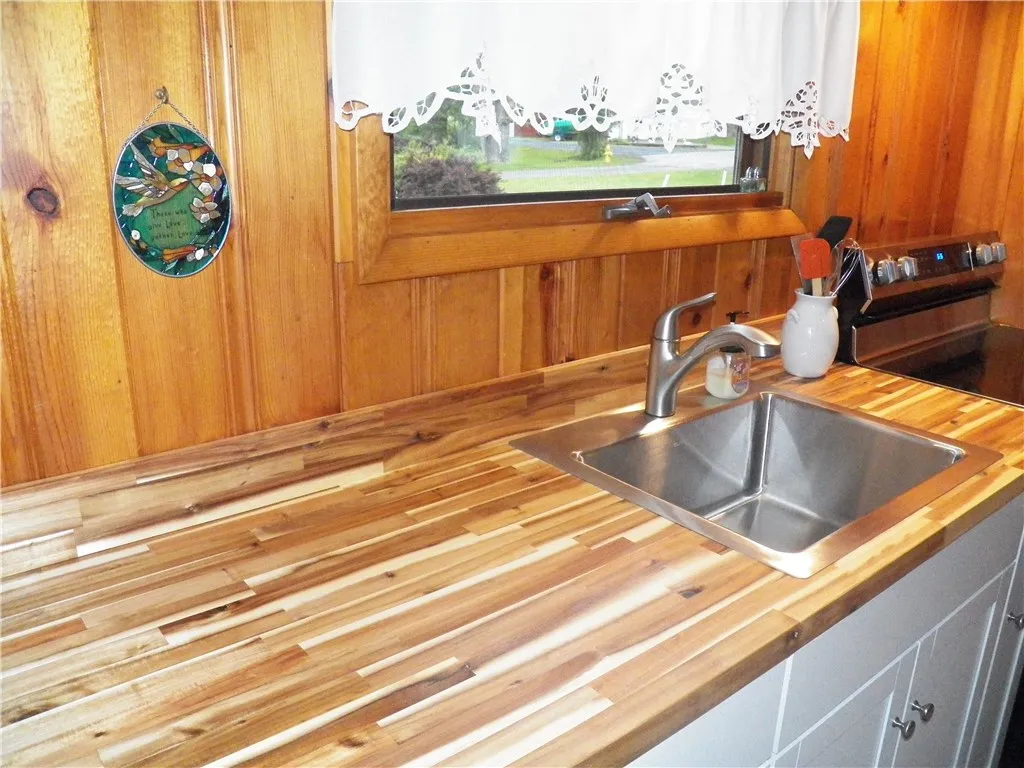 5382 Burns Point, Richmond, New York 14471, Richmond, New York 14471, 2 Bedrooms Bedrooms, 5 Rooms Rooms,1 BathroomBathrooms,Residential,Closed,5382 Burns Point, Richmond, New York 14471,R1609213