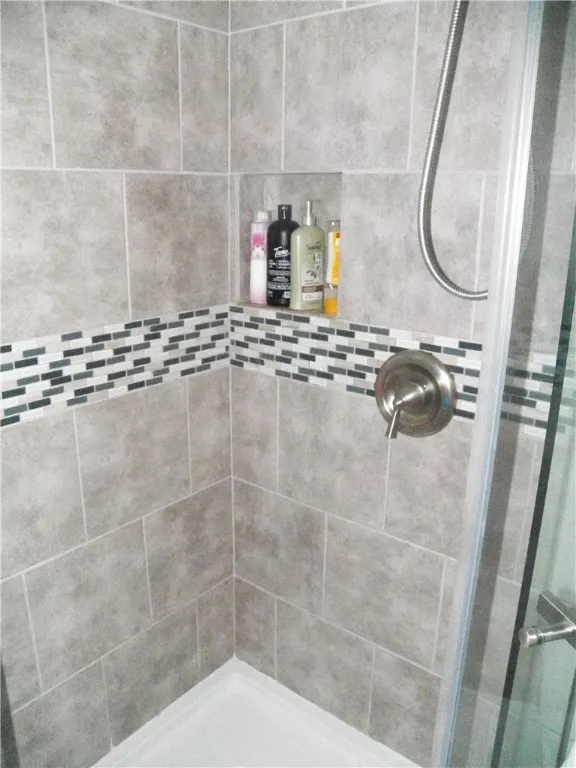 5382 Burns Point, Richmond, New York 14471, Richmond, New York 14471, 2 Bedrooms Bedrooms, 5 Rooms Rooms,1 BathroomBathrooms,Residential,Closed,5382 Burns Point, Richmond, New York 14471,R1609213