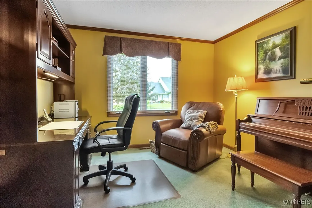 181 Viscount Drive, Amherst, New York 14221, Amherst, New York 14221, 4 Bedrooms Bedrooms, 13 Rooms Rooms,2 BathroomsBathrooms,Residential,For Sale,181 Viscount Drive, Amherst, New York 14221,B1609114