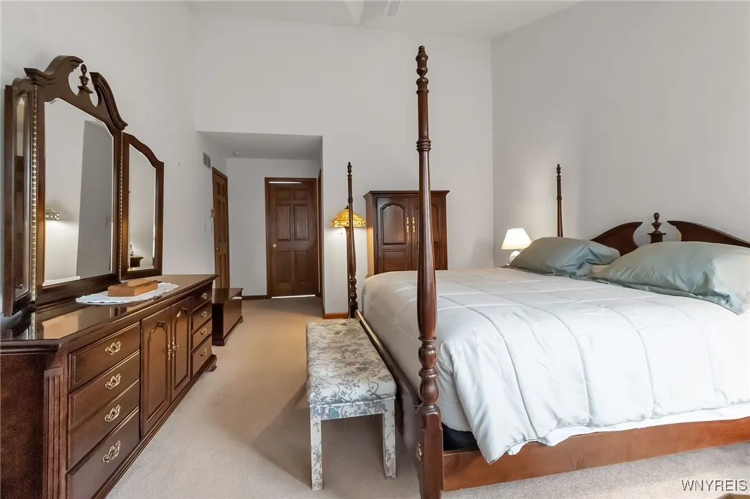 181 Viscount Drive, Amherst, New York 14221, Amherst, New York 14221, 4 Bedrooms Bedrooms, 13 Rooms Rooms,2 BathroomsBathrooms,Residential,For Sale,181 Viscount Drive, Amherst, New York 14221,B1609114