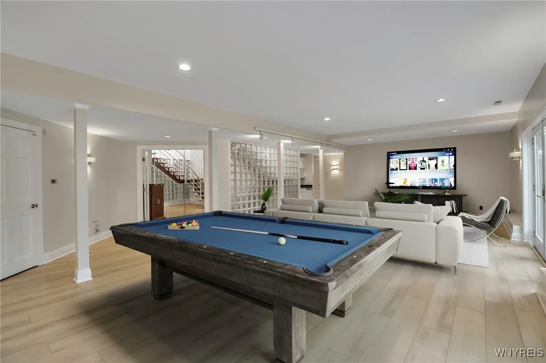 52 Hidden Pines Court, Amherst, New York 14051, Amherst, New York 14051, 5 Bedrooms Bedrooms, 14 Rooms Rooms,5 BathroomsBathrooms,Residential,Closed,52 Hidden Pines Court, Amherst, New York 14051,B1609221