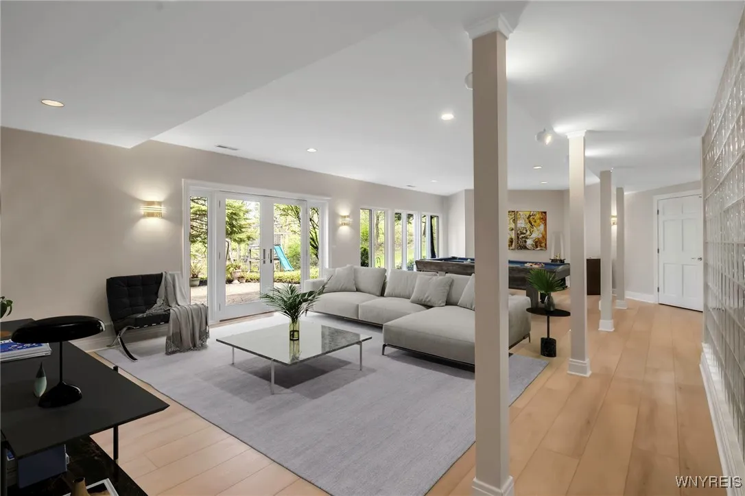 52 Hidden Pines Court, Amherst, New York 14051, Amherst, New York 14051, 5 Bedrooms Bedrooms, 14 Rooms Rooms,5 BathroomsBathrooms,Residential,Closed,52 Hidden Pines Court, Amherst, New York 14051,B1609221