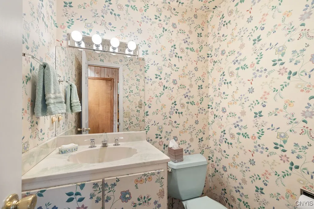 388 Dolphin Point Lane East, Moravia, New York 131, Niles, New York 13118, 4 Bedrooms Bedrooms, 9 Rooms Rooms,3 BathroomsBathrooms,Residential,Closed,388 Dolphin Point Lane East, Moravia, New York 131,0,S1609384