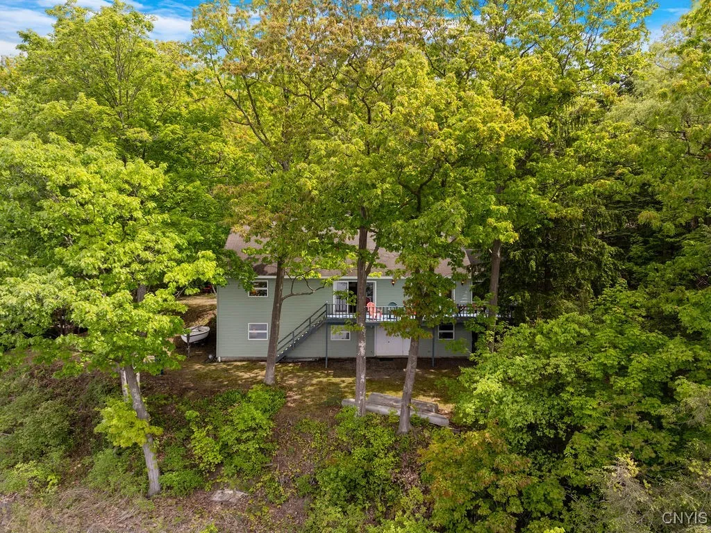 388 Dolphin Point Lane East, Moravia, New York 131, Niles, New York 13118, 4 Bedrooms Bedrooms, 9 Rooms Rooms,3 BathroomsBathrooms,Residential,Closed,388 Dolphin Point Lane East, Moravia, New York 131,0,S1609384