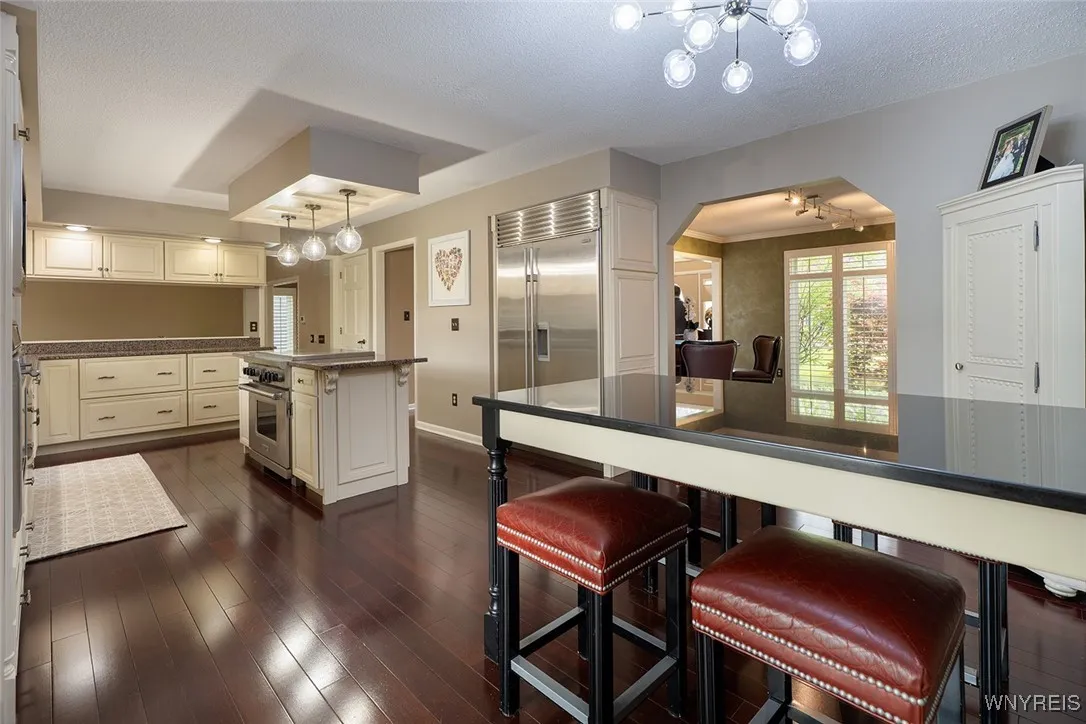 61 Dauphin Drive, Amherst, New York 14221, Amherst, New York 14221, 4 Bedrooms Bedrooms, 10 Rooms Rooms,2 BathroomsBathrooms,Residential,Closed,61 Dauphin Drive, Amherst, New York 14221,0,B1609189