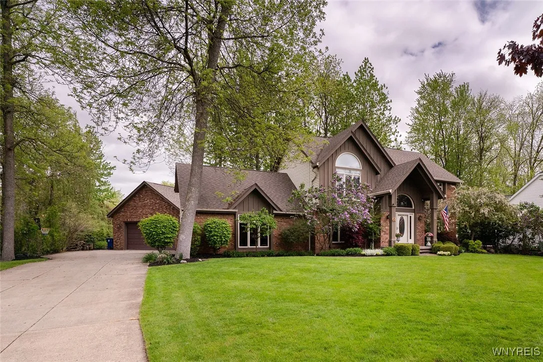 61 Dauphin Drive, Amherst, New York 14221, Amherst, New York 14221, 4 Bedrooms Bedrooms, 10 Rooms Rooms,2 BathroomsBathrooms,Residential,Closed,61 Dauphin Drive, Amherst, New York 14221,0,B1609189
