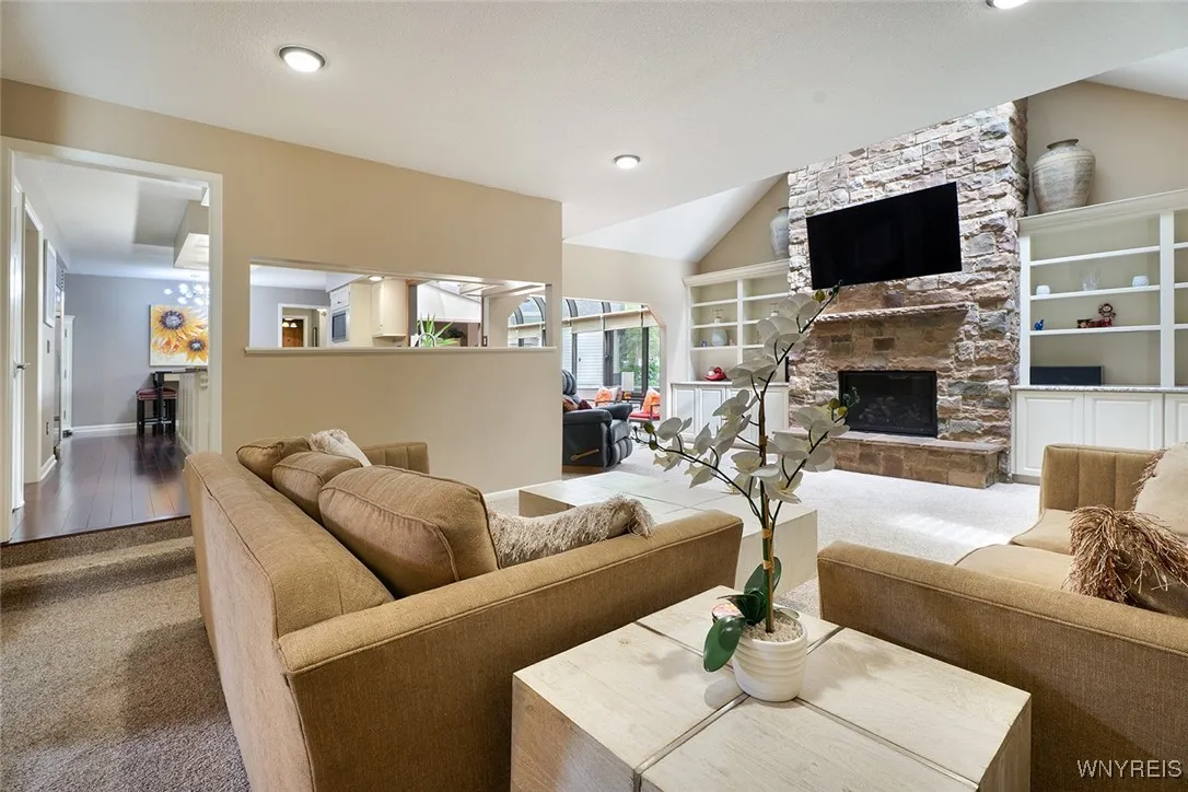 61 Dauphin Drive, Amherst, New York 14221, Amherst, New York 14221, 4 Bedrooms Bedrooms, 10 Rooms Rooms,2 BathroomsBathrooms,Residential,Closed,61 Dauphin Drive, Amherst, New York 14221,0,B1609189
