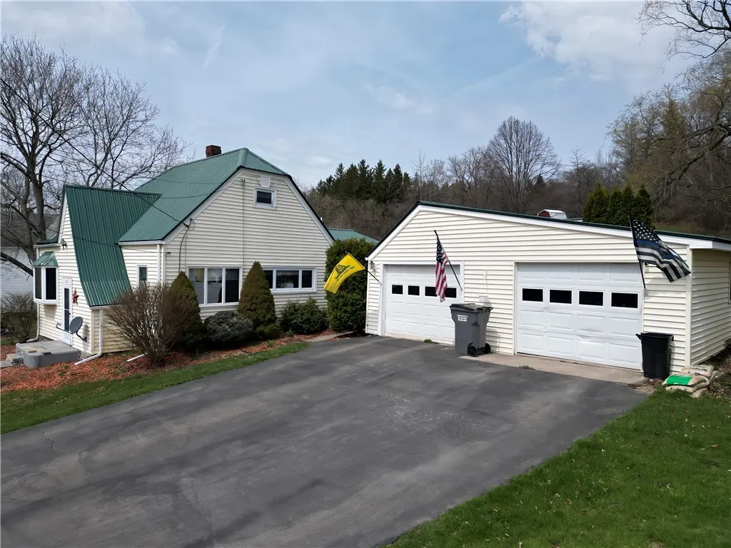 921 County Route 82, Troupsburg, New York 14885, Troupsburg, New York 14885, 2 Bedrooms Bedrooms, 5 Rooms Rooms,2 BathroomsBathrooms,Residential,Closed,921 County Route 82, Troupsburg, New York 14885,R1600109