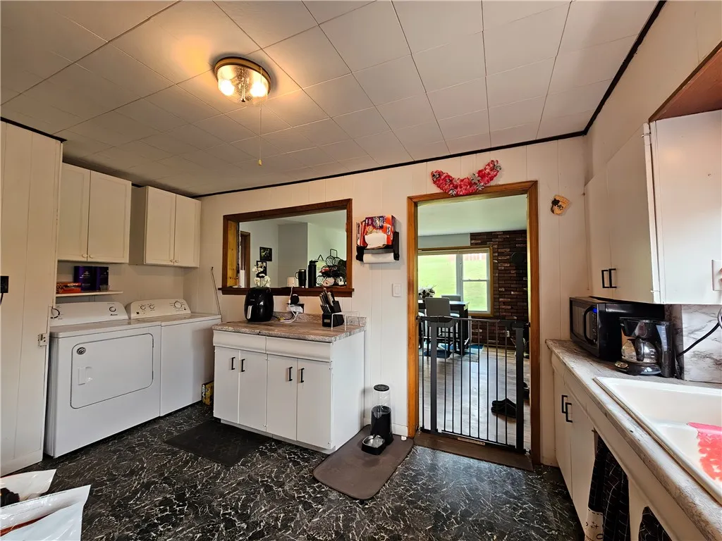 921 County Route 82, Troupsburg, New York 14885, Troupsburg, New York 14885, 2 Bedrooms Bedrooms, 5 Rooms Rooms,2 BathroomsBathrooms,Residential,Closed,921 County Route 82, Troupsburg, New York 14885,R1600109